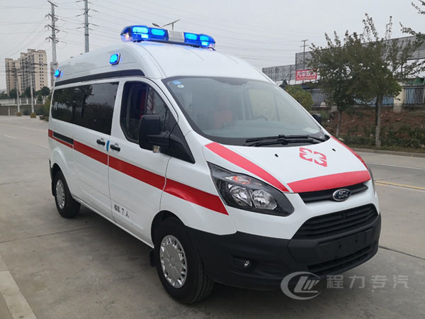 福特新全順V362中軸監(jiān)護型救護車