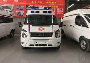 V348長(zhǎng)軸中頂監(jiān)護(hù)型救護(hù)車負(fù)壓